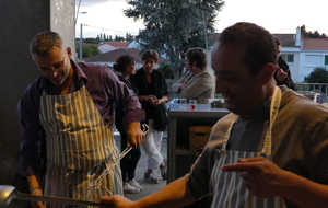 DES MOULES , DES FRITES ET DE LA CONVIVIALITÉ 