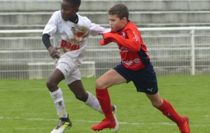 LA ROCHE VF REMPORTE LE DERBY YONNAIS EN U14 RÉGION