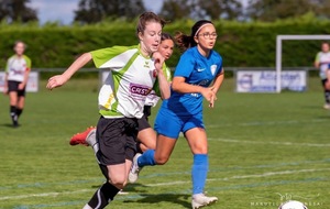 ENCORE UNE LARGE VICTOIRE DES U18 F AU POIRÉ SUR VIE