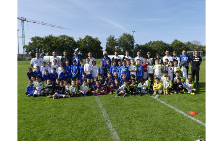 U9 : UN PLATEAU AVEC LE SOLEIL ET LA BONNE HUMEUR 
