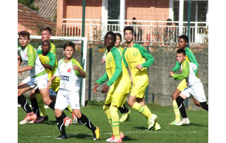 U14 ÉLITE : DÉFAITE SÉVÈRE CONTRE LE FC NANTES