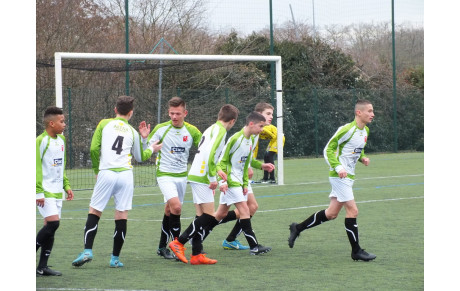 U14 ÉLITE : LA ROCHE VF ÉCRASE LE SOC 