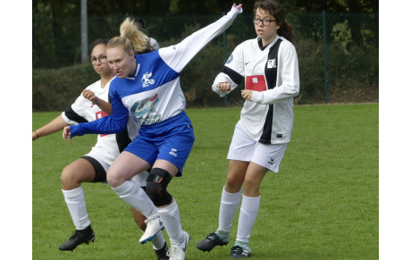 U18 F : LRVF PARTAGENT LES POINTS À DOMICILE