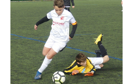 LES U13 A DOMINENT LARGEMENT LES AGÉSINATES 