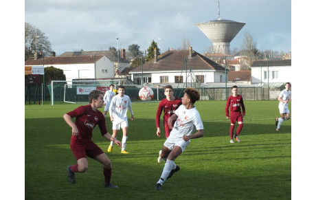 UNE PRÉCIEUSE VICTOIRE POUR LES U15 RÉGION