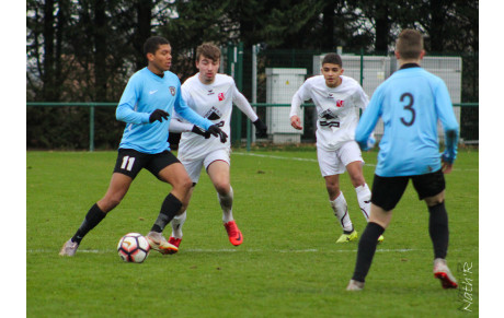 U18 RÉGION : LA ROCHE VF PREND 3 POINTS À COULAINES