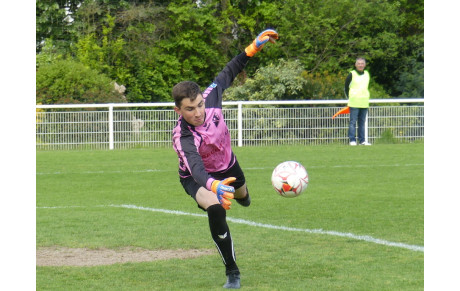 LES U15 RÉGION SE RASSURENT EN BATTANT LARGEMENT NANTES BELLEVUE 