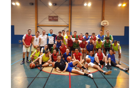La section du Roc joue la mixité pour clôturer l'année 