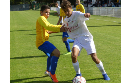 U15 RÉGION : LA ROCHE VF CARTONNE CONTRE BEAUPRÉAU
