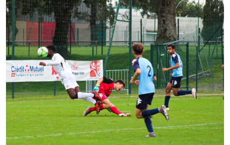 NATIONAL U17 : LA ROCHE VF ARRACHE LE NUL DANS LES ARRÊTS DE JEU